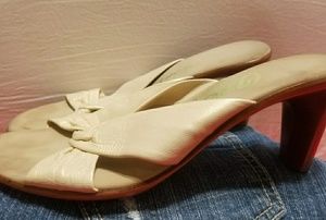 Size 8 onex high heel sandals.